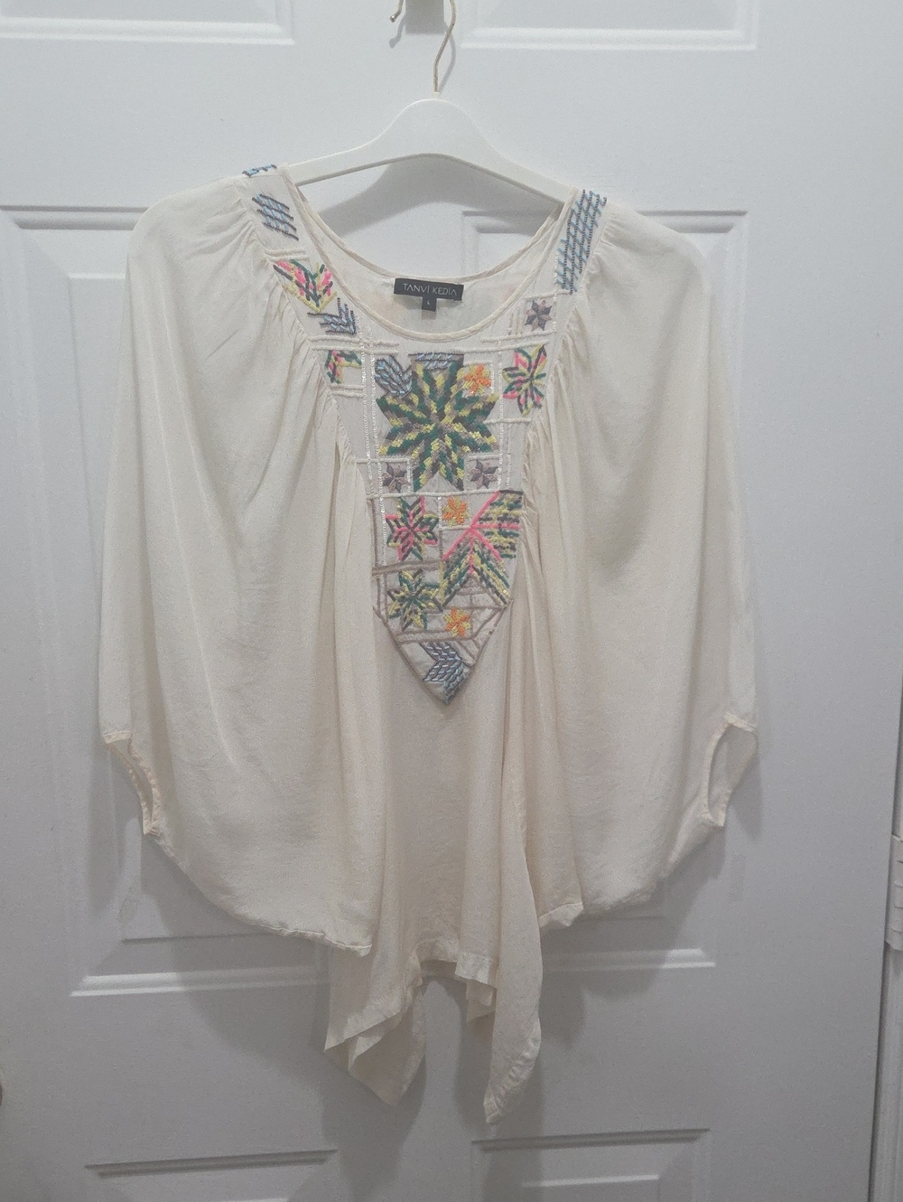 Tanvi Kedia for Anthropologie "Kashida" dolman blouse L
